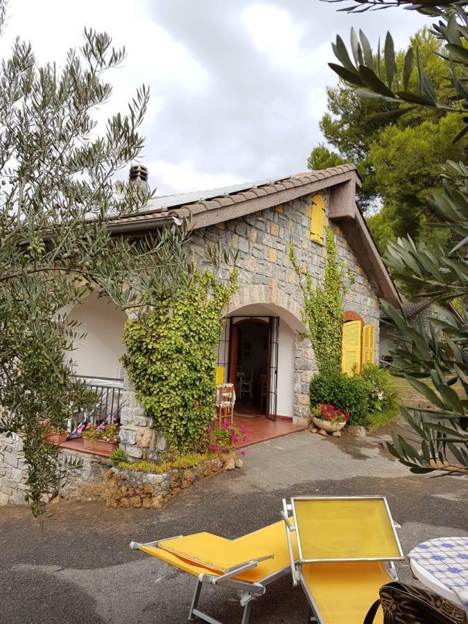 Cisano sul Neva Villa Fior Di Lavanda מראה חיצוני תמונה